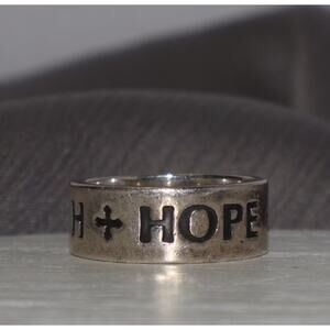 Retired James Avery Love Faith Hope Band Ring 7.2G / Sz 5.5 / 7mm